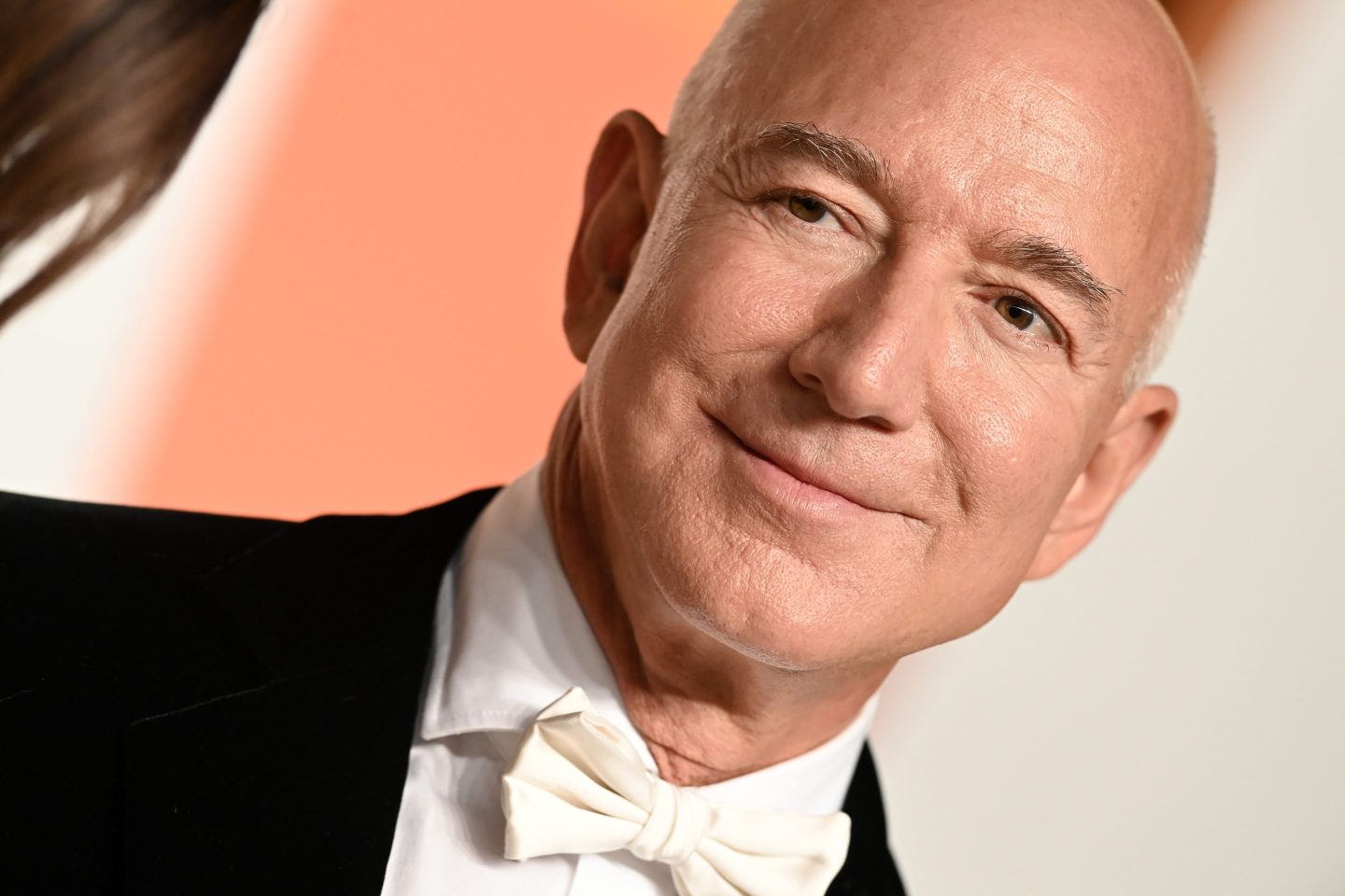 Jeff Bezos attends the 2025 Vanity Fair Oscar Party Hosted By Radhika Jones at Wallis Annenberg Center for the Performing Arts on March 02, 2025 in Beverly Hills, California.