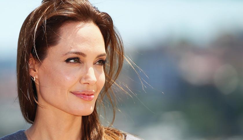 "UNBROKEN" Photo Call