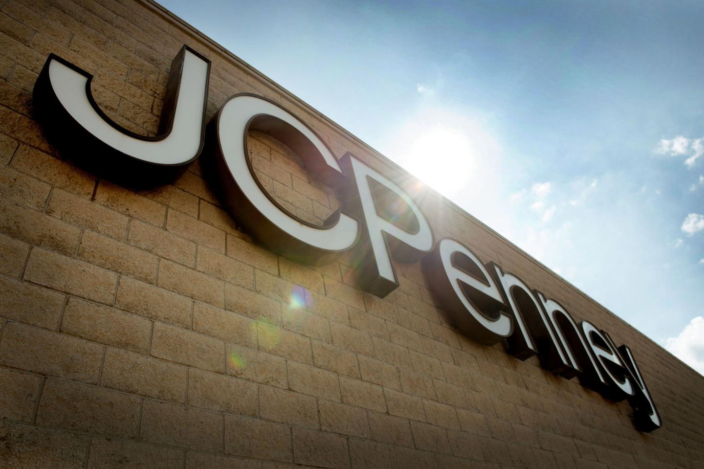 J.C. Penney tries to one-up rivals with even earlier Thanksgiving opening
