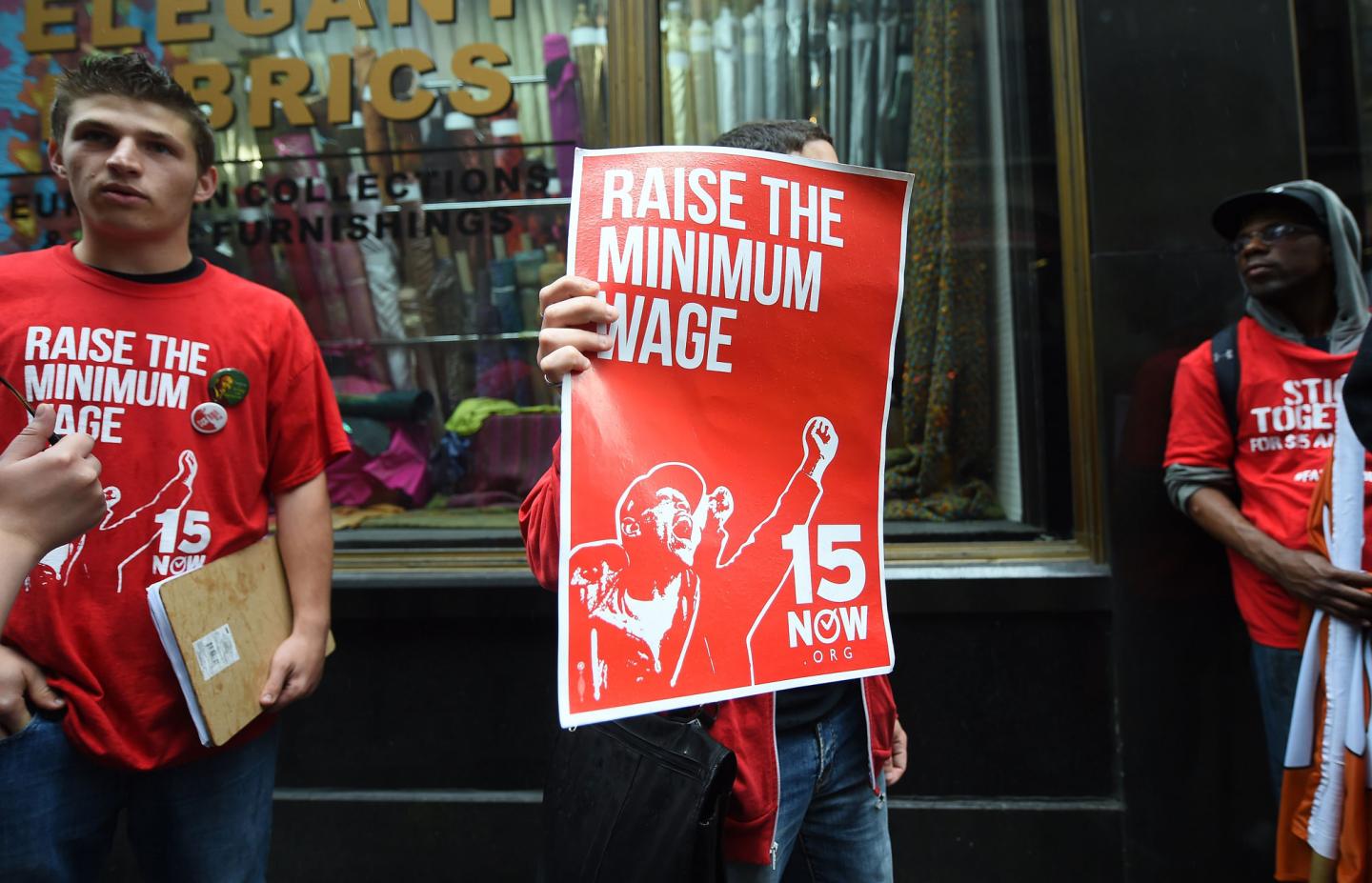 US-LABOR-WAGE-FAST-FOOD
