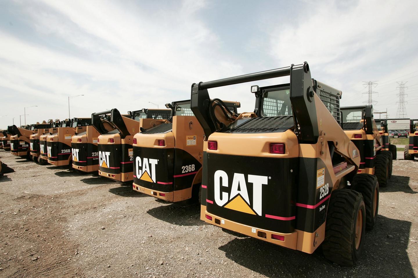 Caterpillar's 1st Quarter Profit Rises 45 Percent