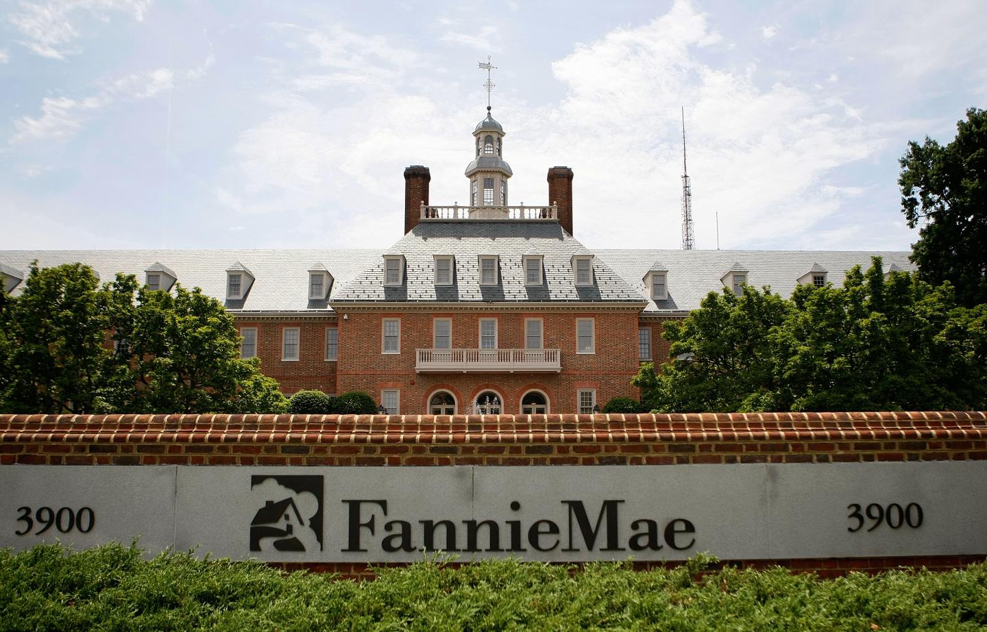 Shares Of Freddie Mac And Fannie Mae Continue Sharp Decline