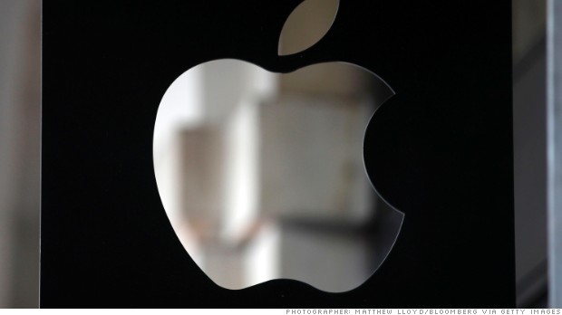 The logo of Apple Inc. is seen outside the company's store at Covent Garden in London, U.K., on Friday, Oct. 14, 2011. Apple Inc. is poised to sell as many as 4 million units of its new iPhone 4S this weekend as customers around the world clamor for one of the last products developed under Steve Jobs. Photographer: Matthew Lloyd/Bloomberg