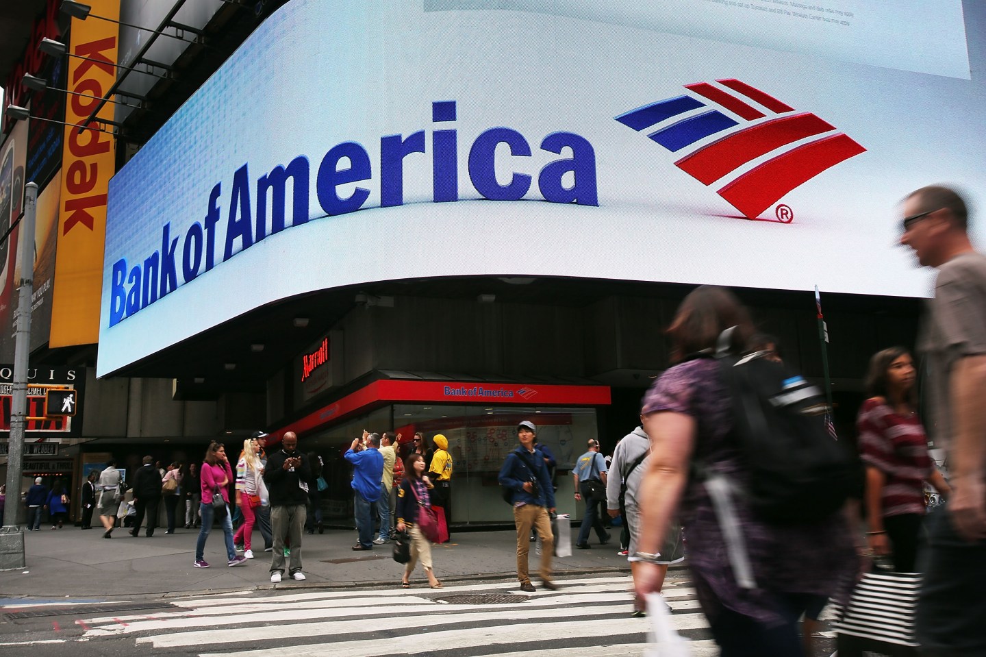 Bank Of America Speeds Up Plan For Mass Layoffs