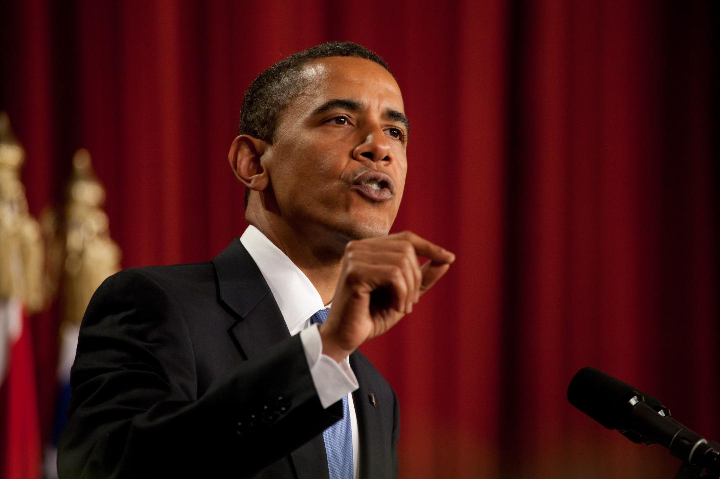 Can Obama’s executive order really ban LGBT workplace discrimination?