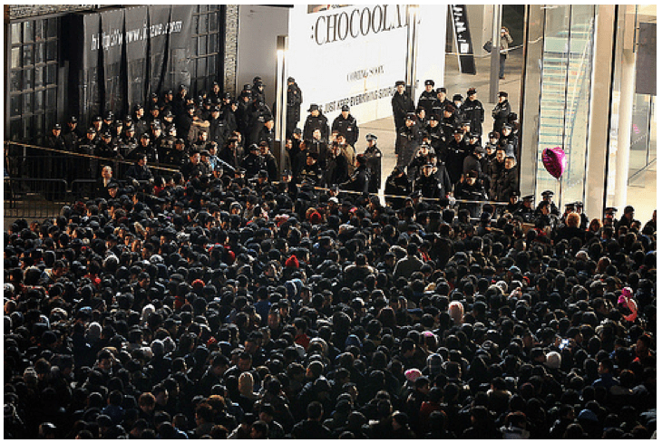 The 2012 launch of the iPhone 4S in Beijing.