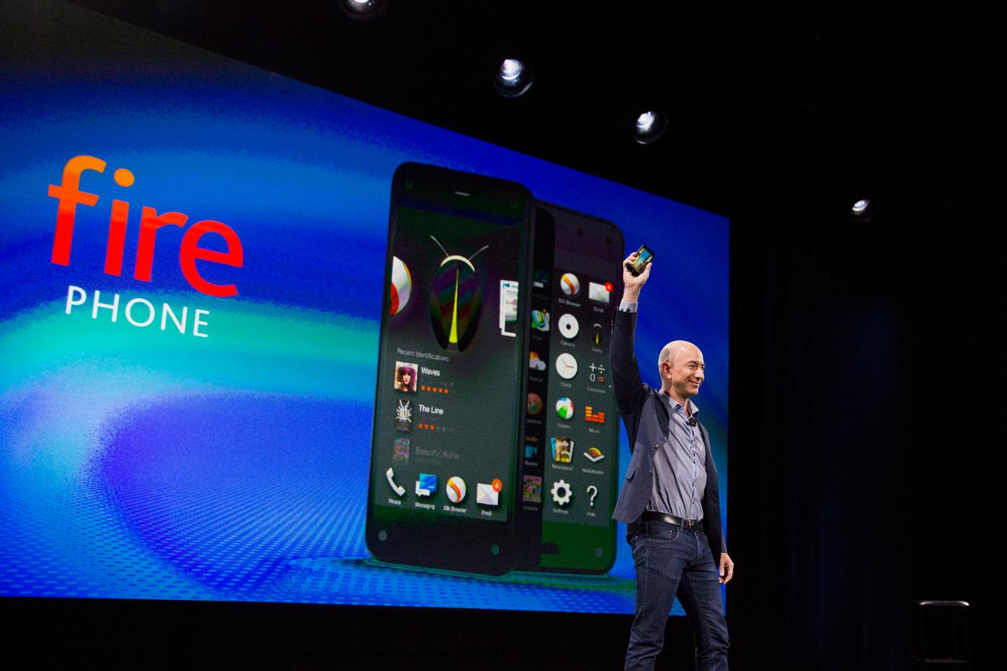 Amazon's Handset to Help Bezos Make Direct Appeal to Users