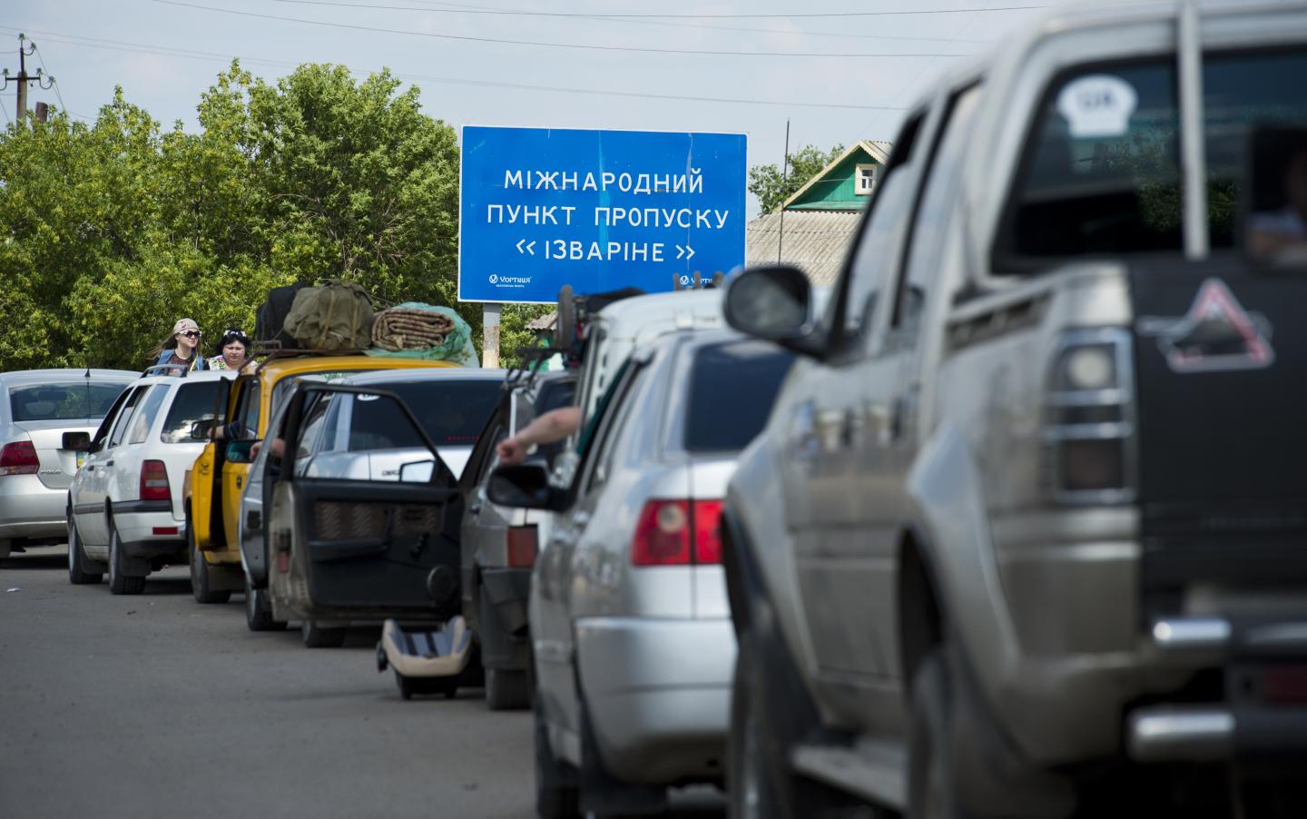 Ukraine rebels agree to ceasefire, but tensions still running high