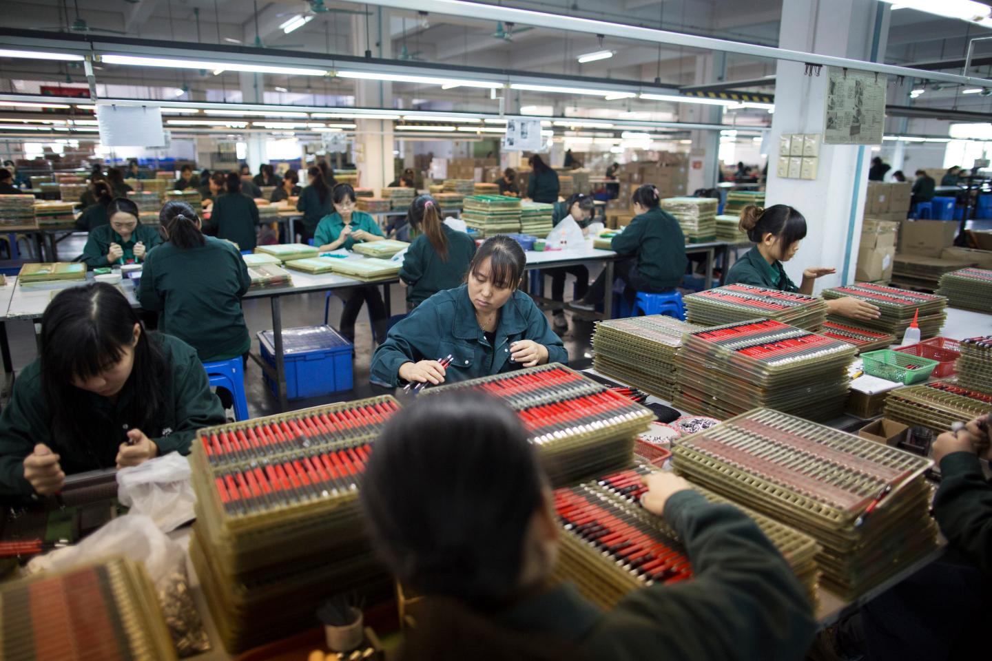 Chinese manufacturing hit 5-month high in May