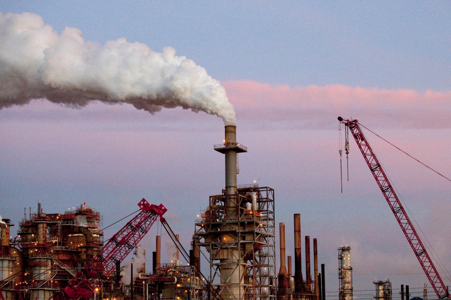 Court Temporarily Blocks Takeover Of Texas Emissions Program