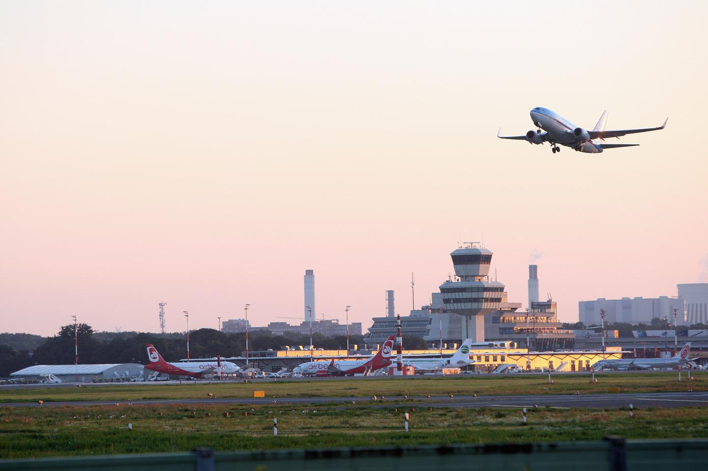 Tegel Airport To Close In 2012