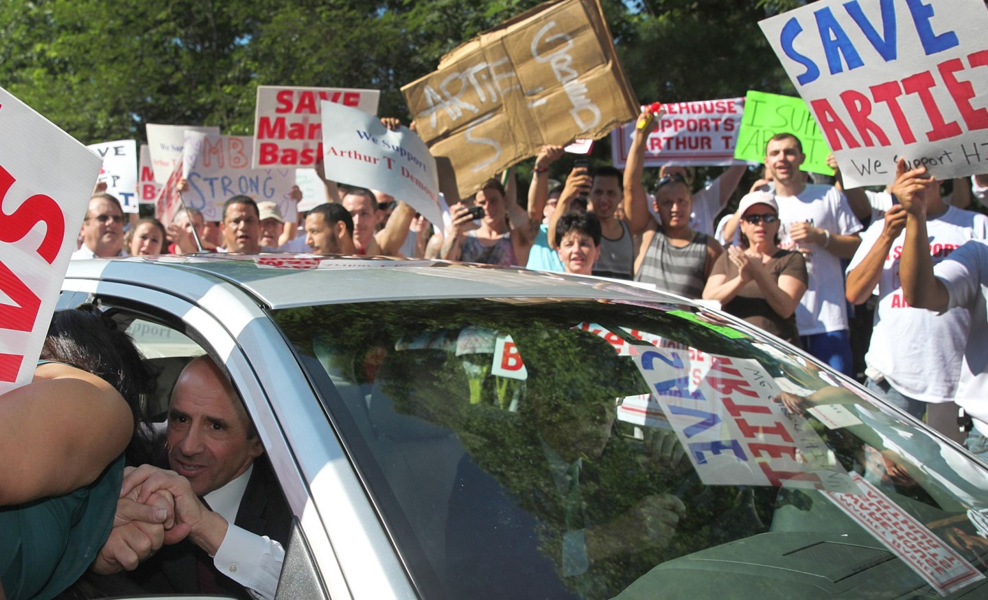 With Another Meeting, Demoulas Saga Rolls On