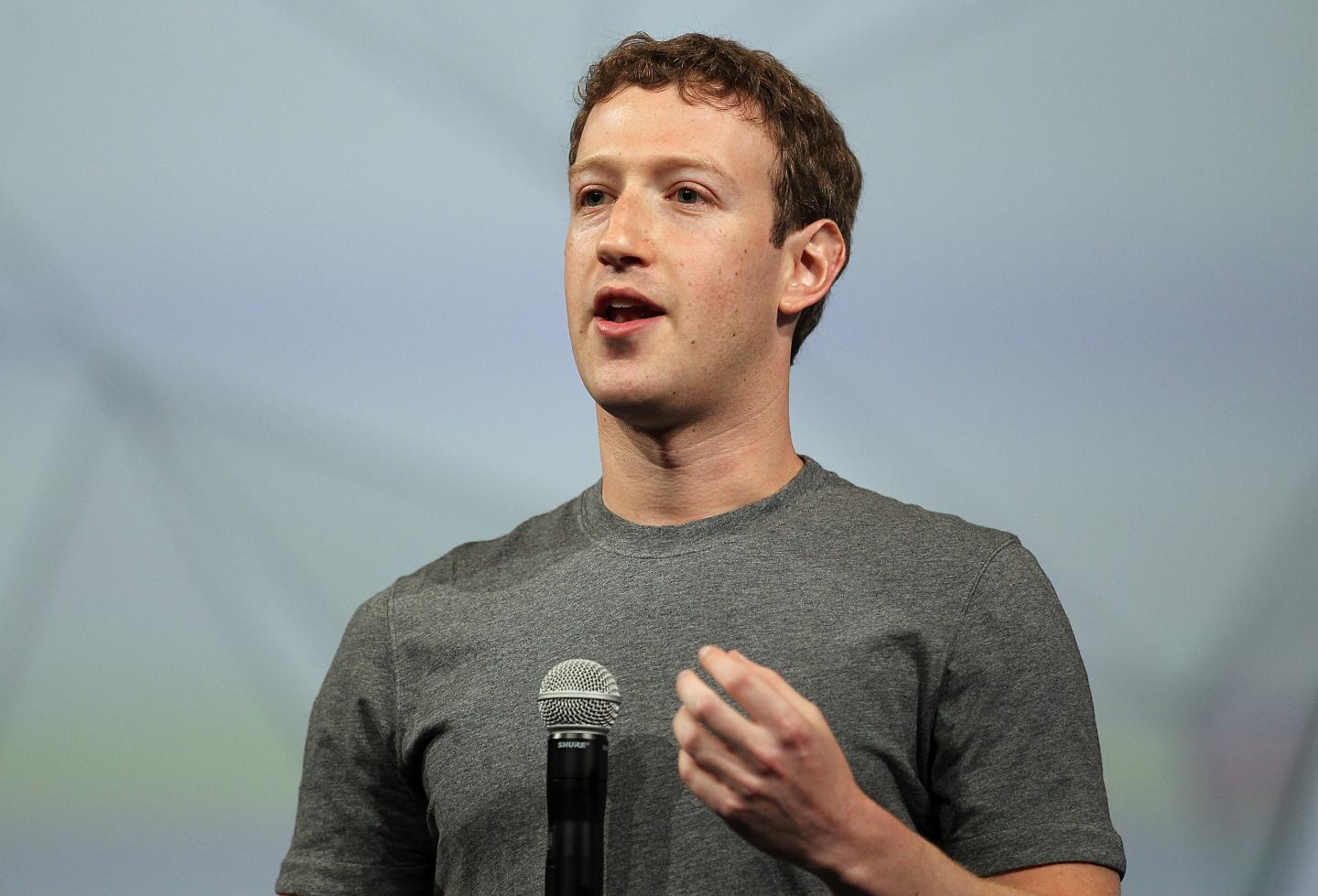 Mark Zuckerberg and 4 other business leaders who’ve donated to fight Ebola