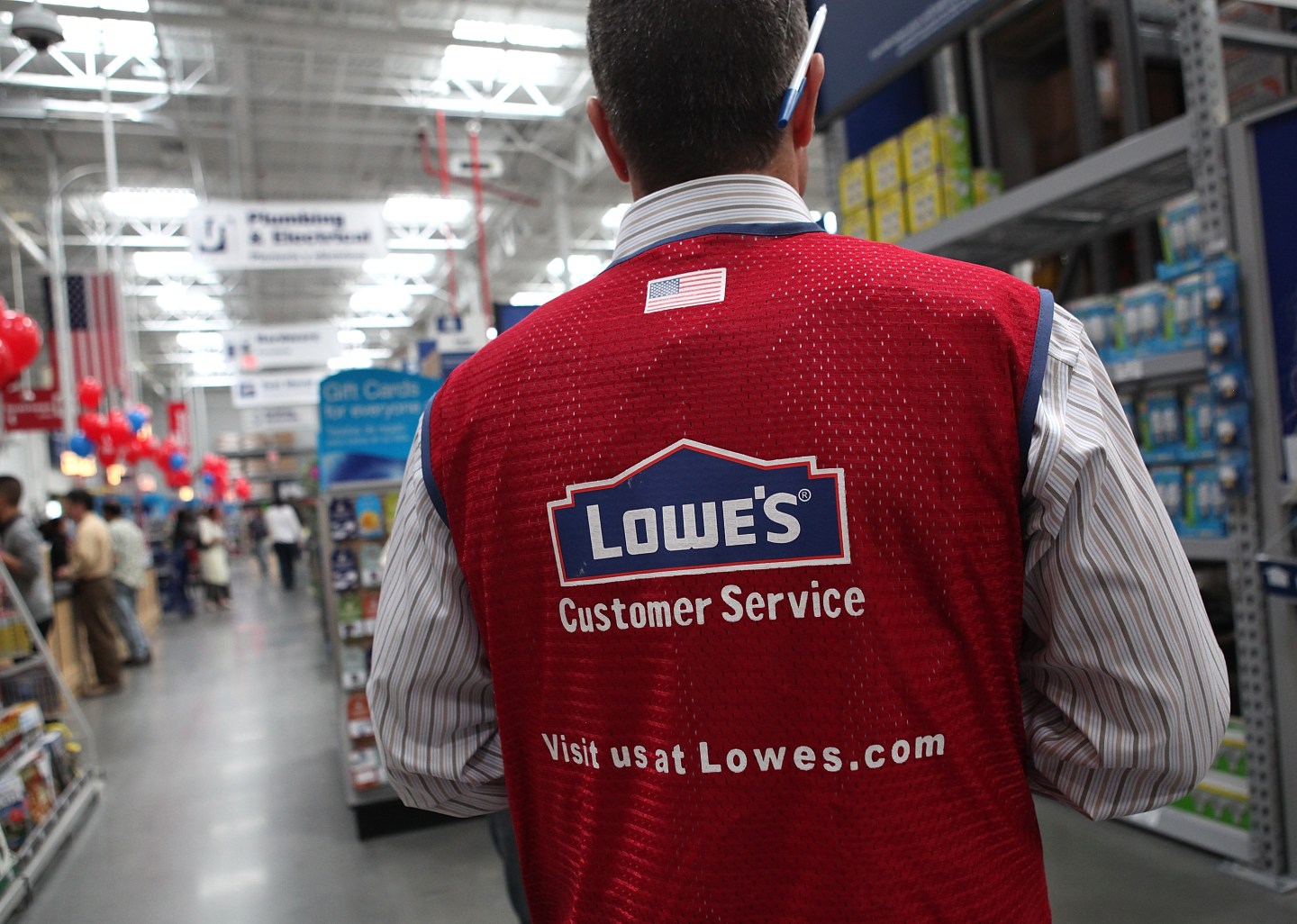 Mayor And Lt. Gov-Elect Newsom Attends A Lowe's Store Grand Opening