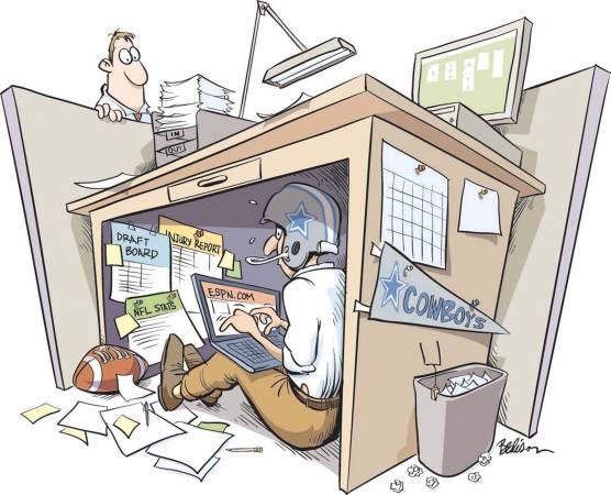 Fantasy football could cost businesses $13.4 billion a season