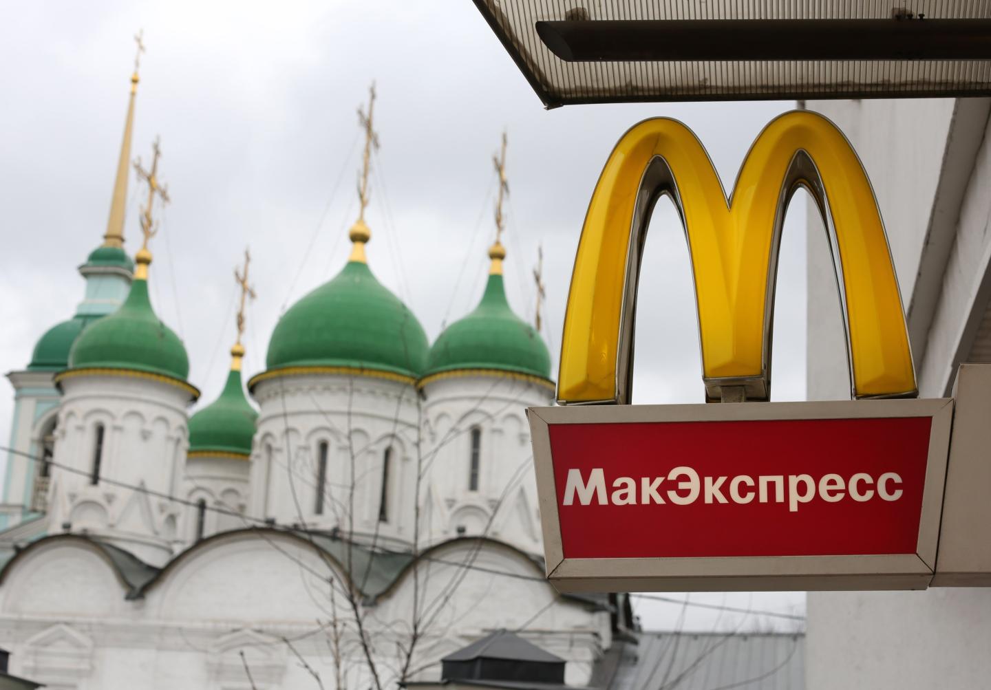 Inside Burger King And Subway As McDonald's Faces Growing Challenge From Rivals