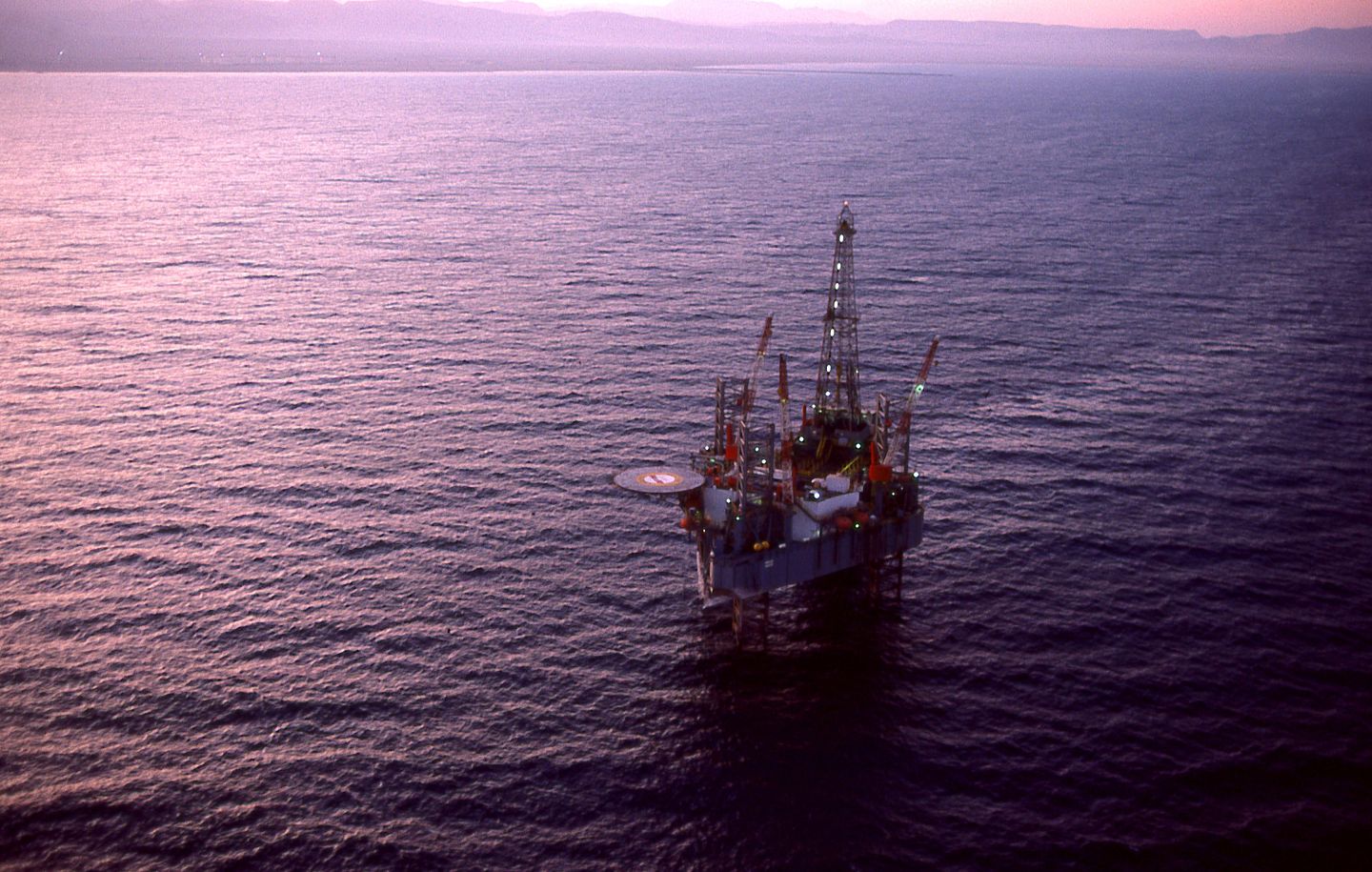 Offshore jack-up drilling rig