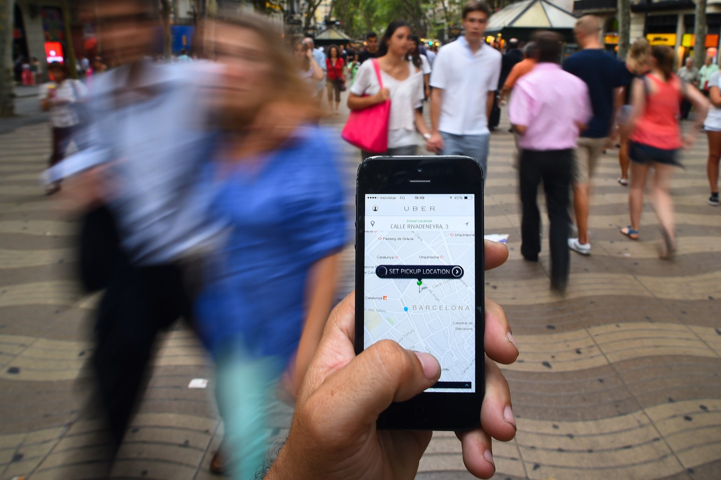 Barcelona Cabs Strike Against Uber Taxi App