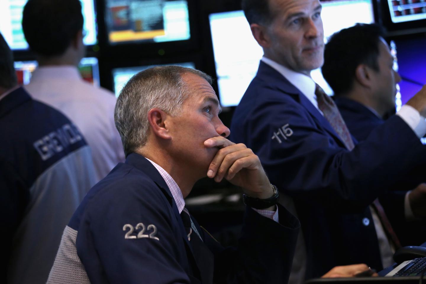Argentina Default And Weak Corporate Earnings Weigh Heavily On Stocks