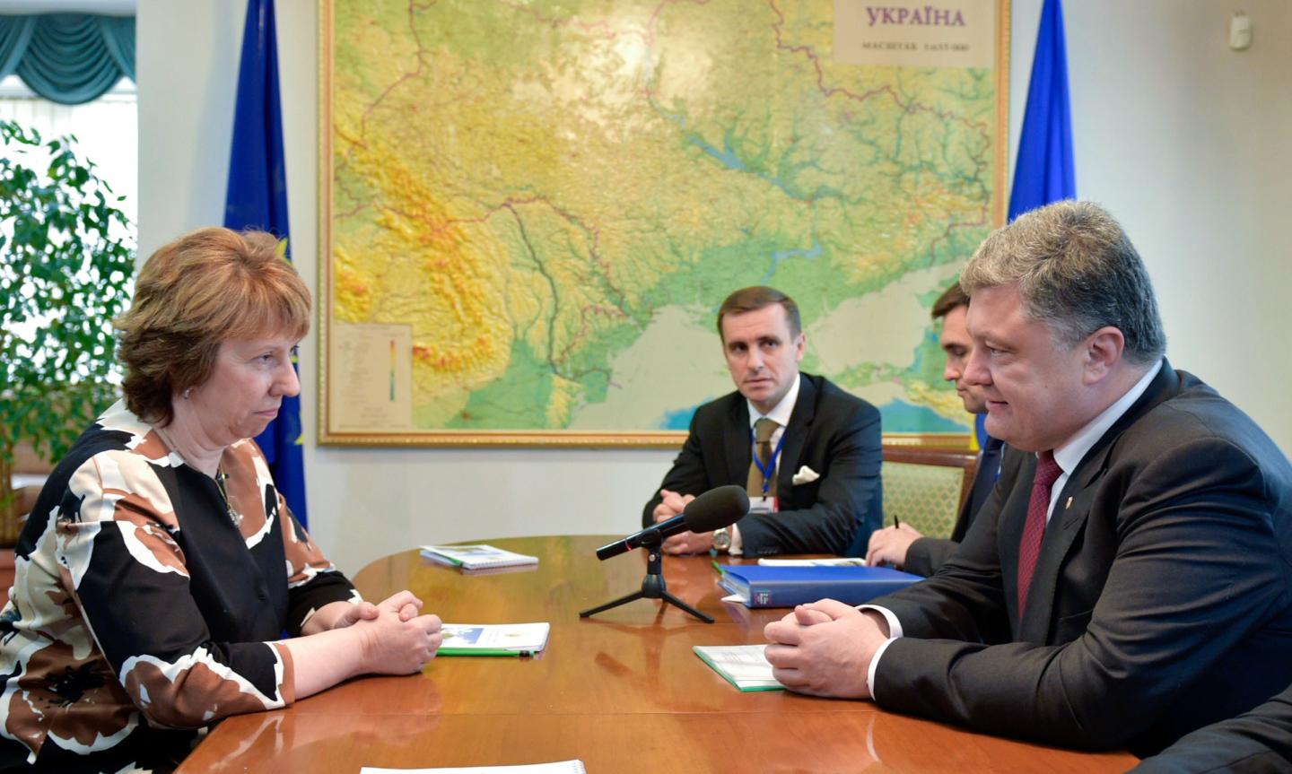 UKRAINE-RUSSIA-CRISIS-POROSHENKO-ASHTON