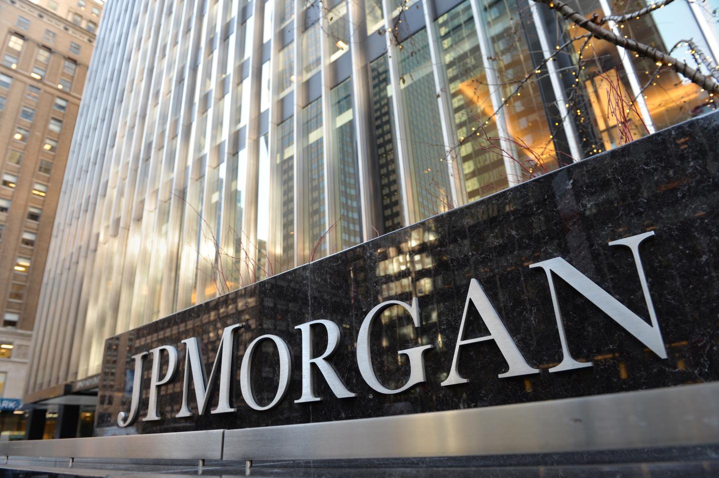 JPMorgan Chase, other U.S. banks hit by cyberattacks