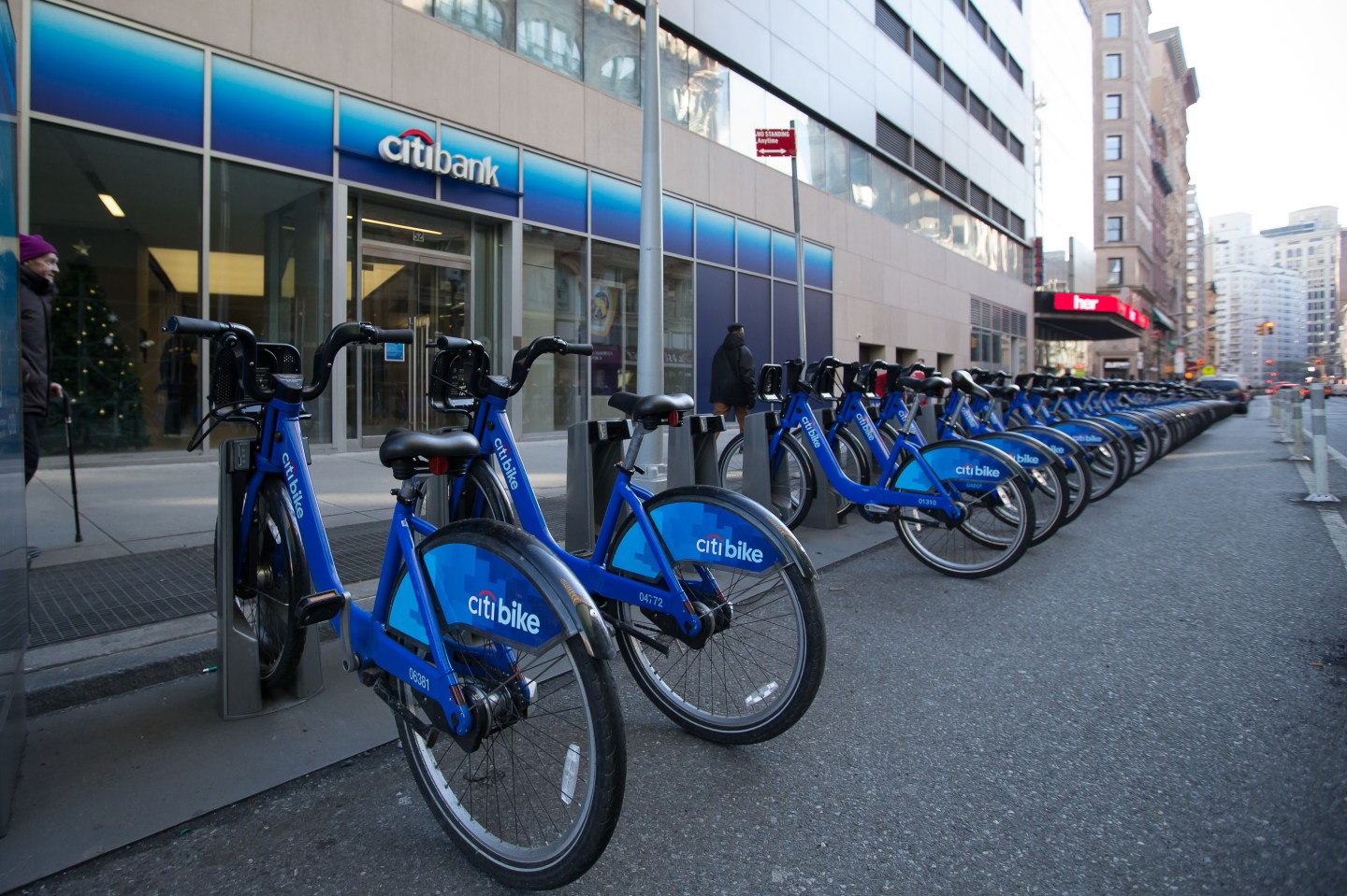 New York City Exteriors And Landmarks