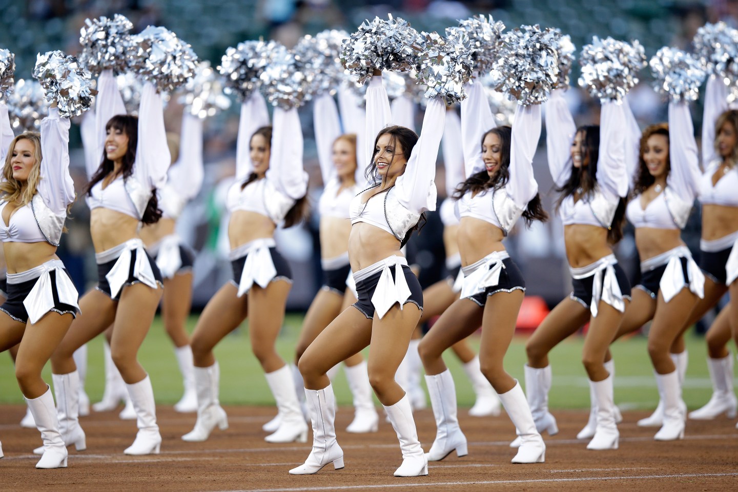 Detroit Lions v Oakland Raiders