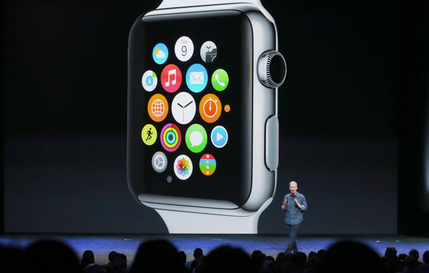 Apple Unveils iPhone 6