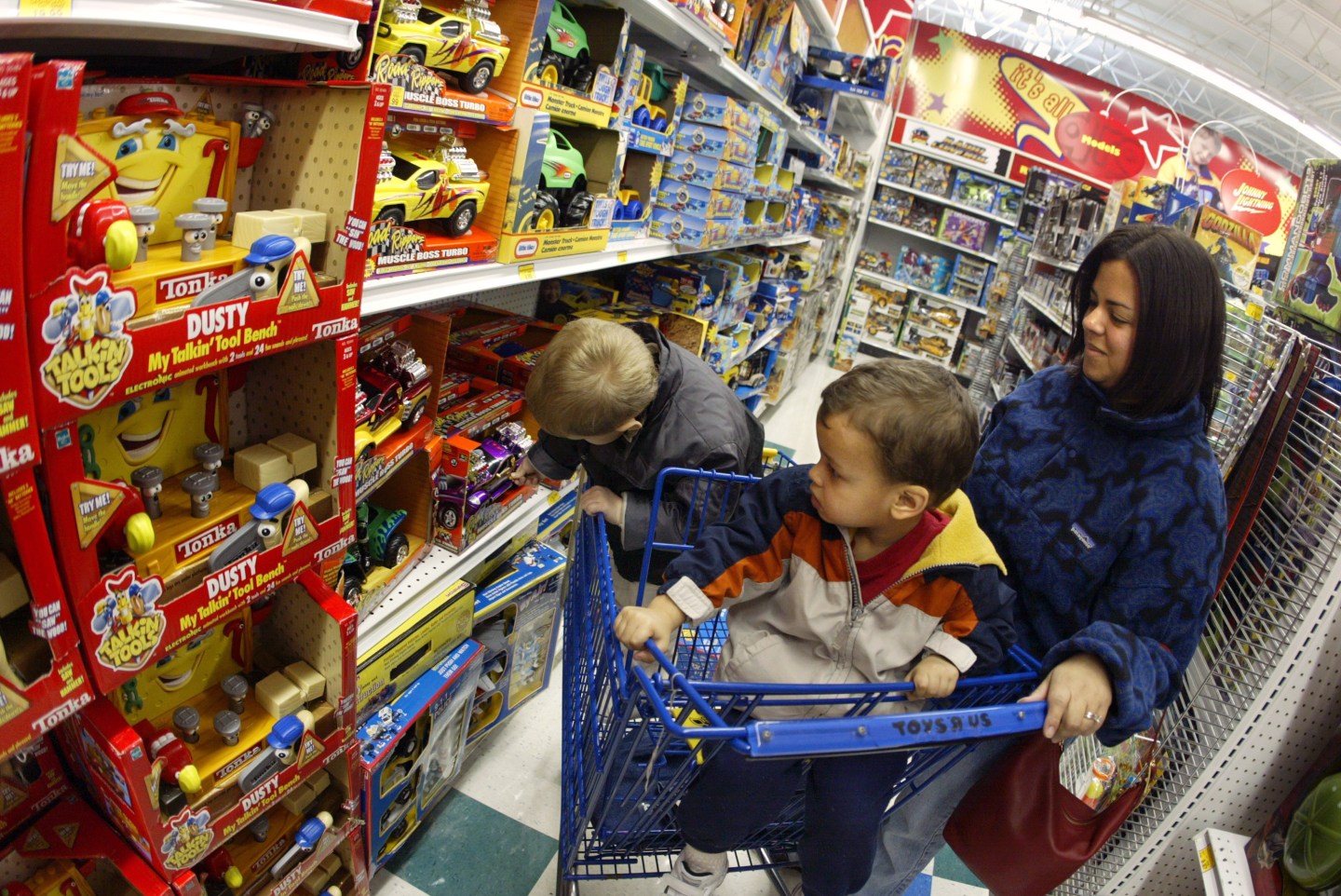 Toys R Us Plans Restructuring
