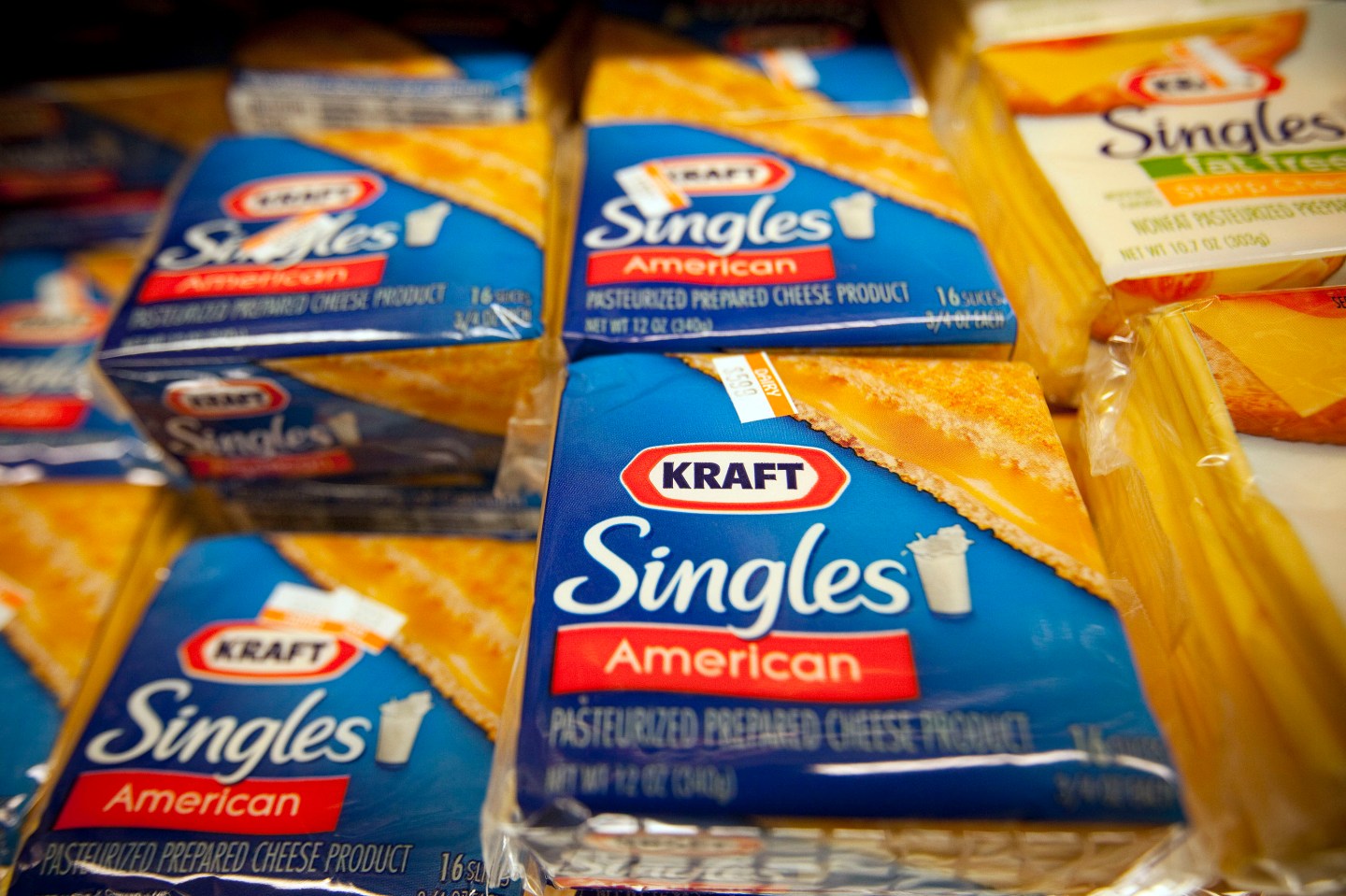 Kraft Challenges Starbucks' Attempt To End Agreement