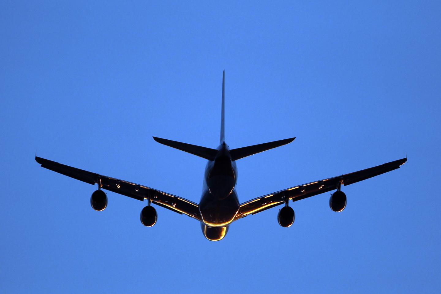Report: Feds using airplanes to target criminal suspects’ cell-phone data