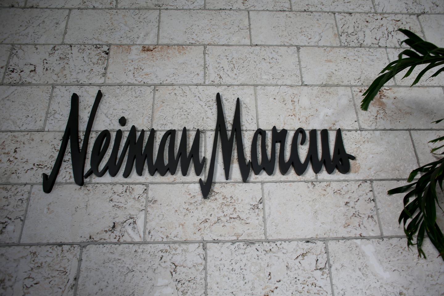 Neiman Marcus’ outlandish Christmas gifts: Keanu motorbikes, $400,000 trip to India