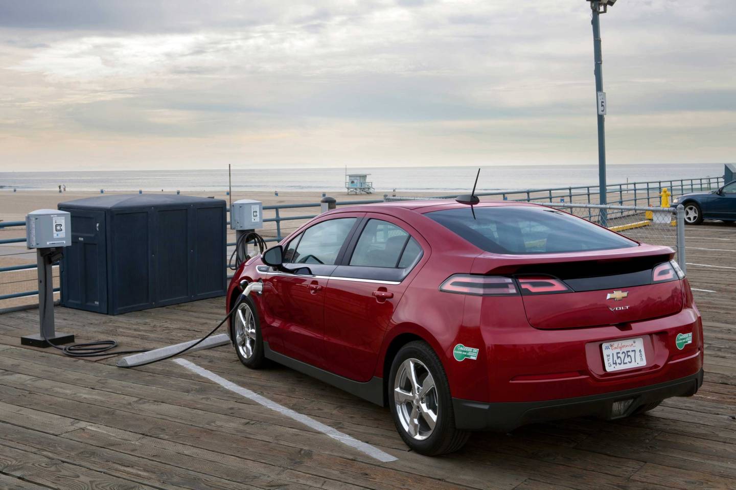 Can the second-generation Chevrolet Volt juice sales?