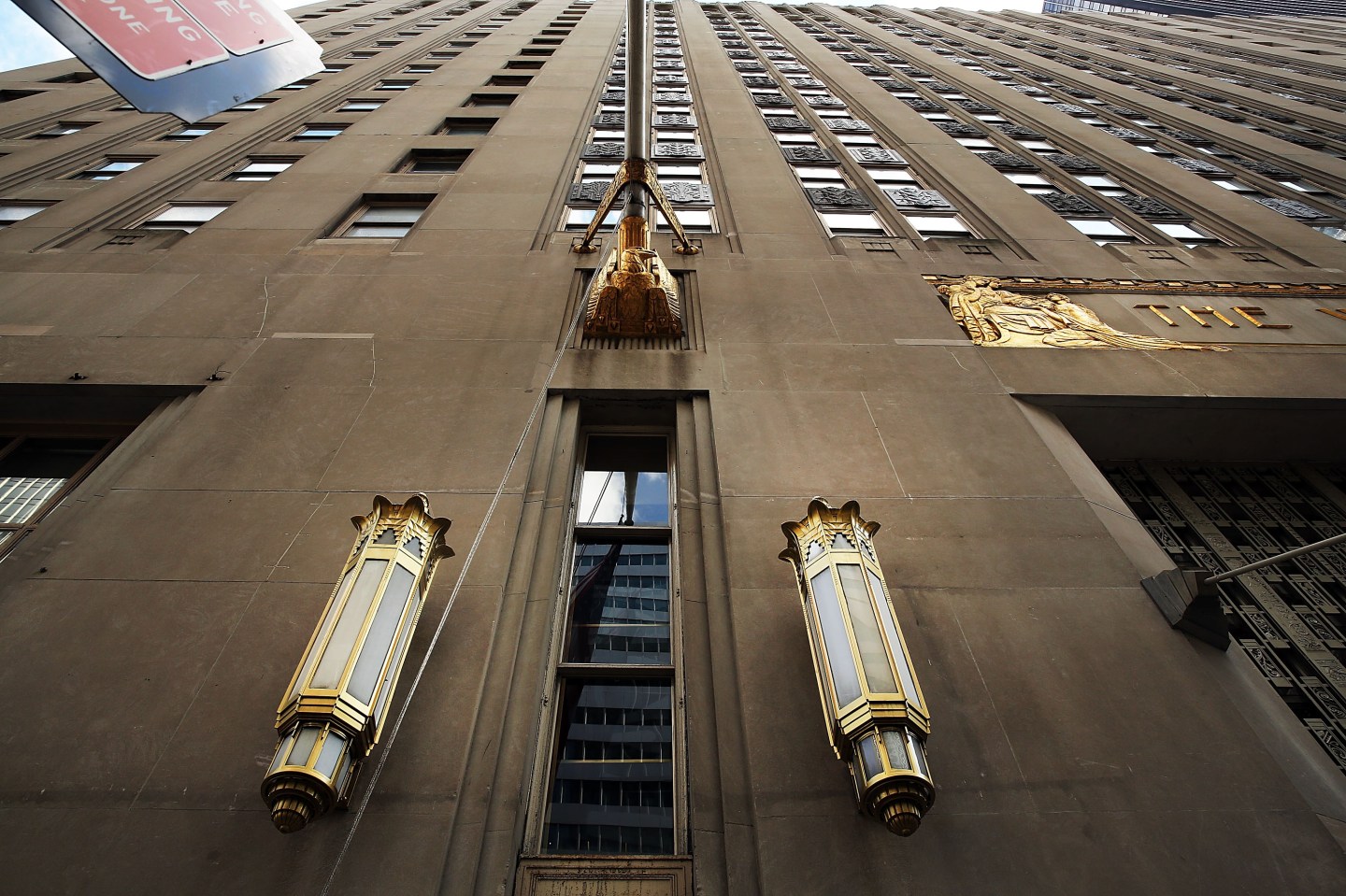 Hilton To Sell Landmark Waldorf-Astoria Hotel For Close To $2 Billion