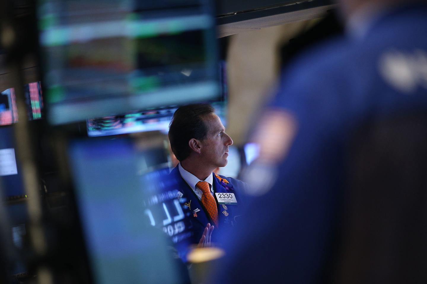 Dow Jones Average Drops Over 200 Points