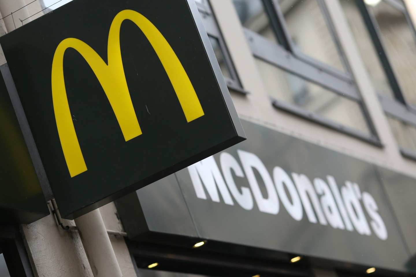 FRANCE-RESTAURANTS-BUSINESS-MCDONALDS