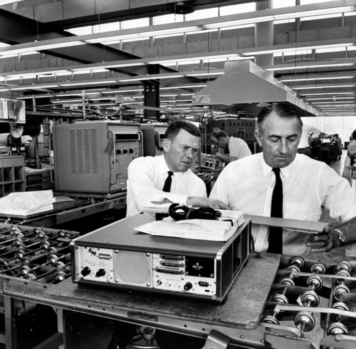 David A. Packard;William R. Hewlett