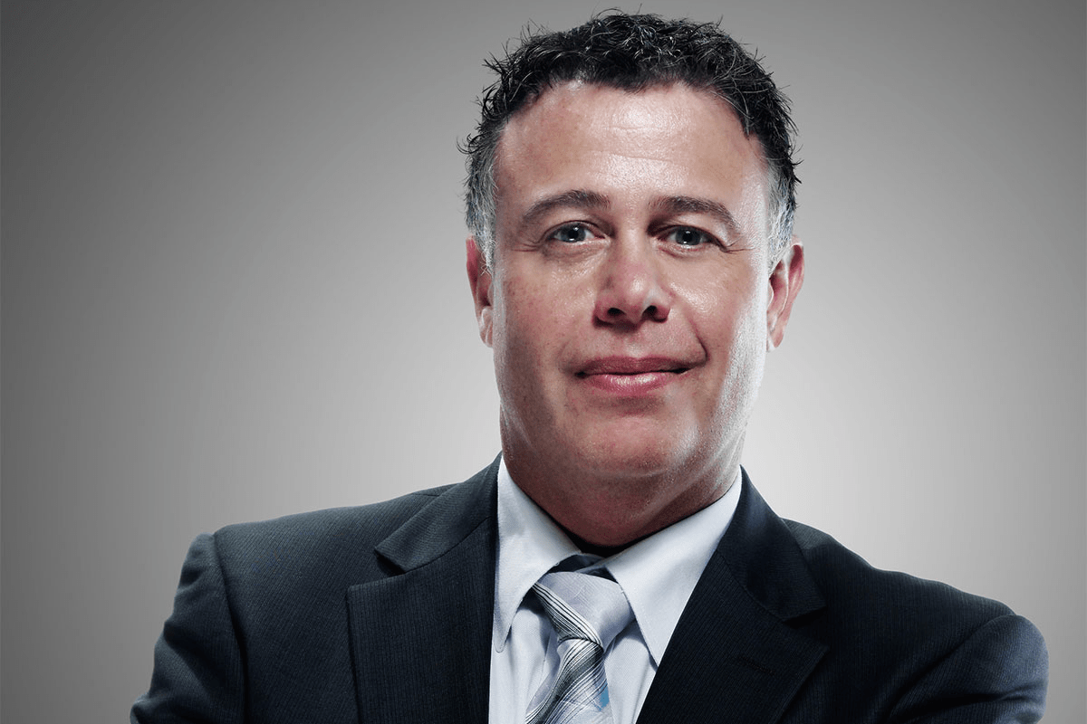 HP Inc CEO Dion Weisler (crop)