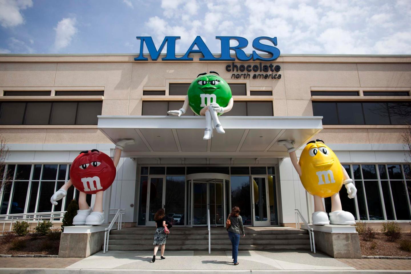 The World’s Largest Chocolate Maker Is Committing $1 Billion to Fight Climate Change