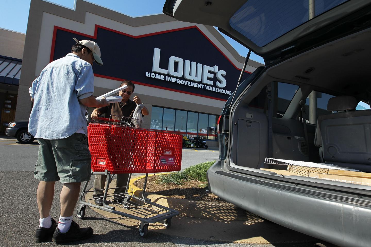 Lowe’s sales climb as home improvement spending stays strong