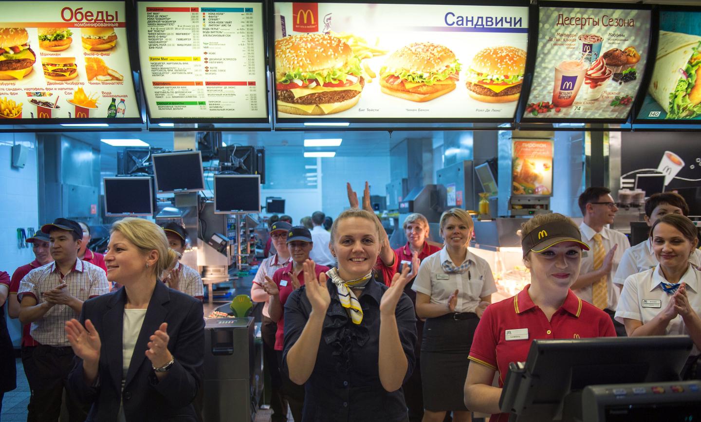 RUSSIA-US-SANCTIONS-RESTAURANT-MCDONALDS-ECONOMY-FOOD-SANCTION