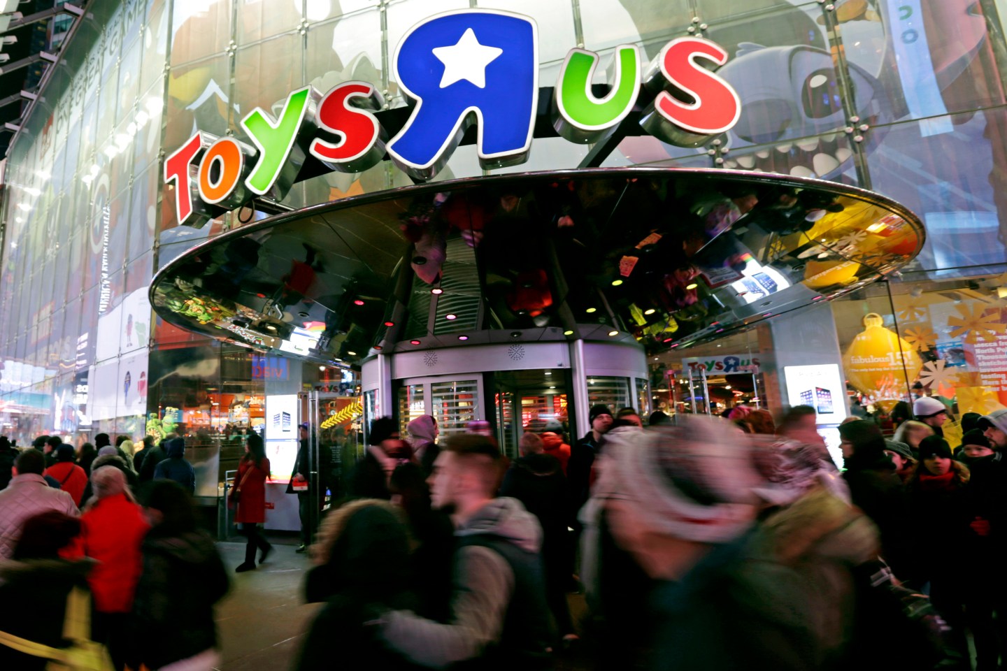Shoppers Inside Toys R Us Inc. Stores Ahead Of Black Friday Sales