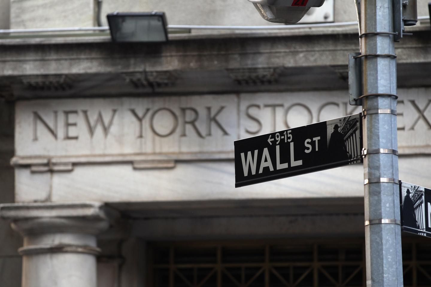 Dow Jones Industrials Average Reaches A Four Year High