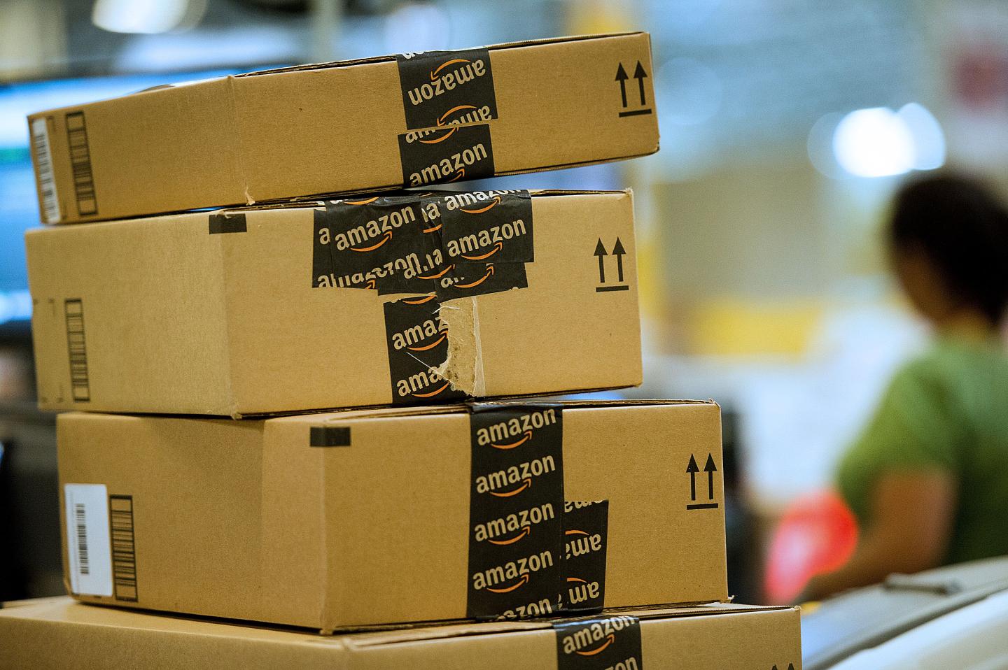 Inside An Amazon.com Distribution Center On Cyber Monday