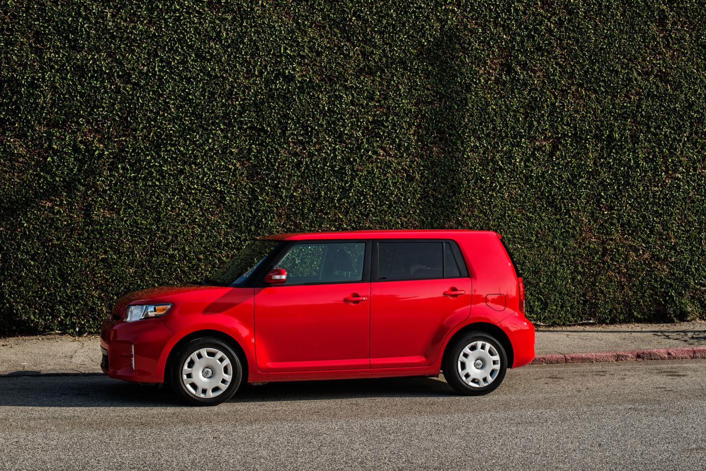Scion and MINI: The best of times, the worst of times