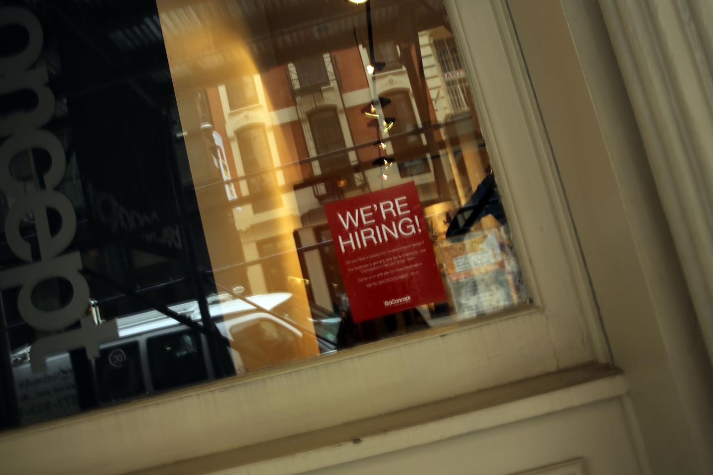 Decrease In Unemployment Claims Shows Economy Continuing To Improve