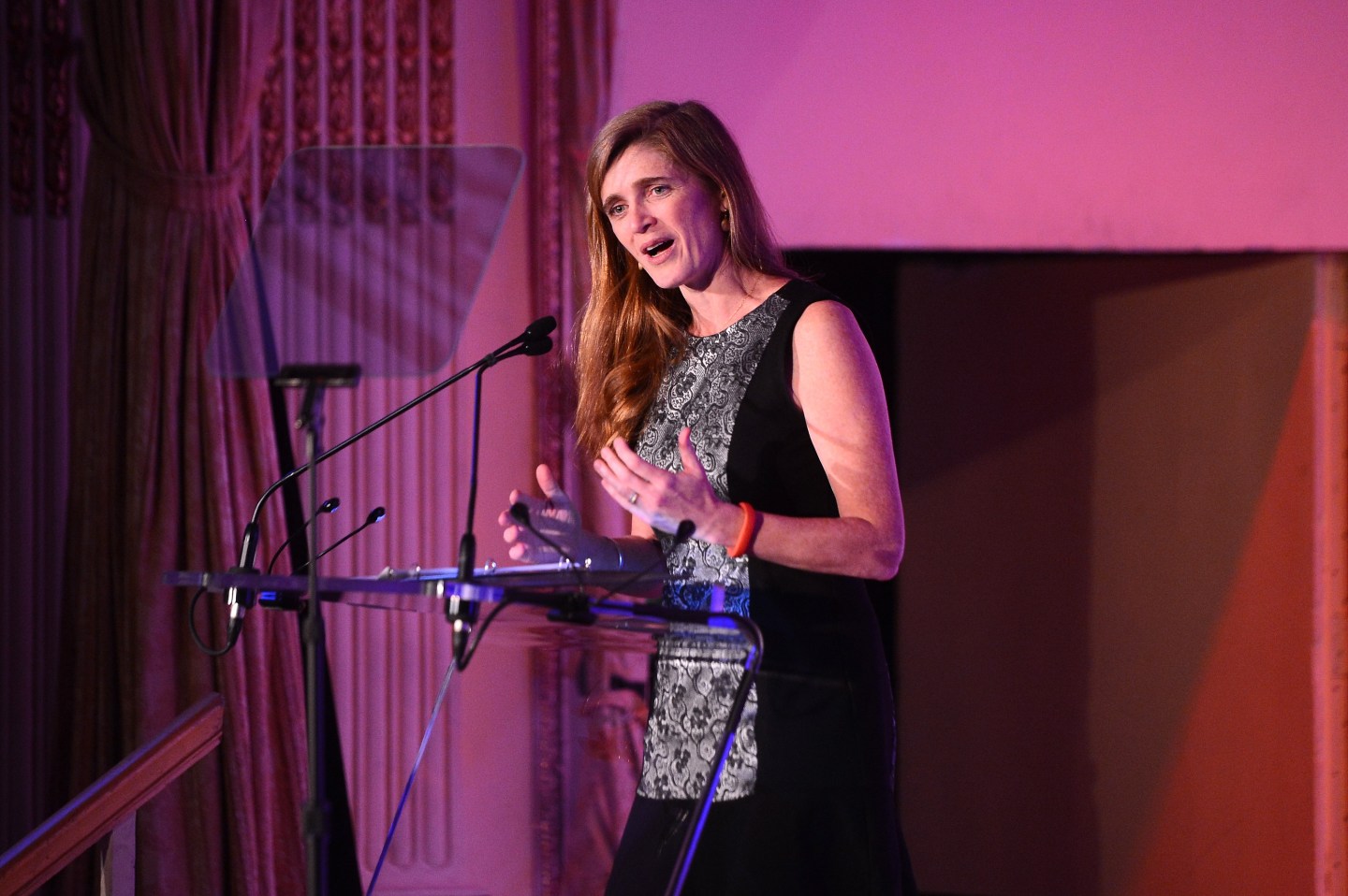 2nd Annual Save The Children Illumination Gala - Inside