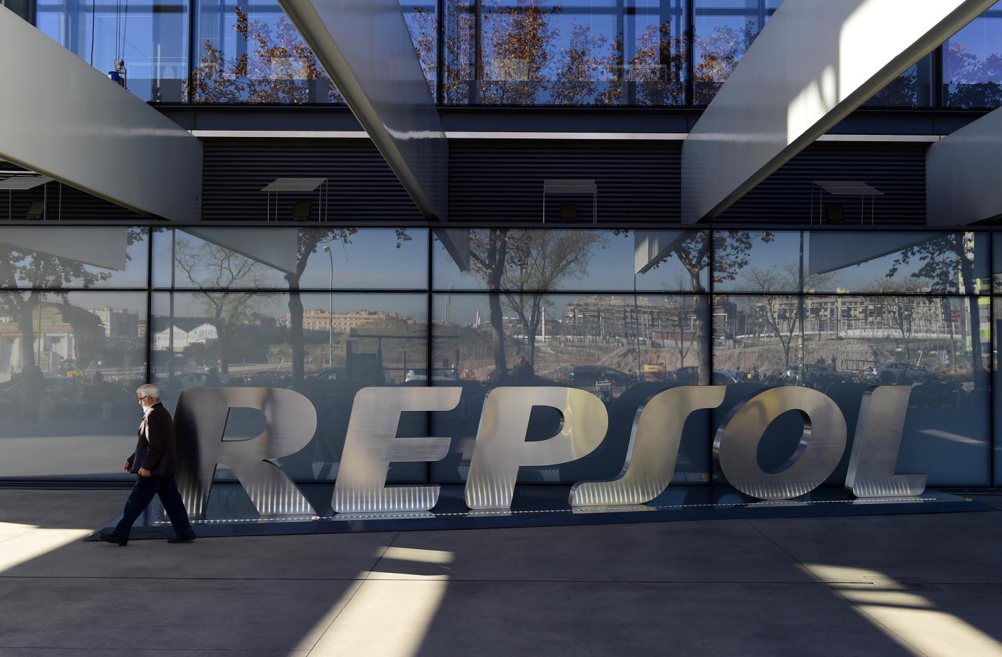 SPAIN-CANADA-REPSOL-TALISMAN