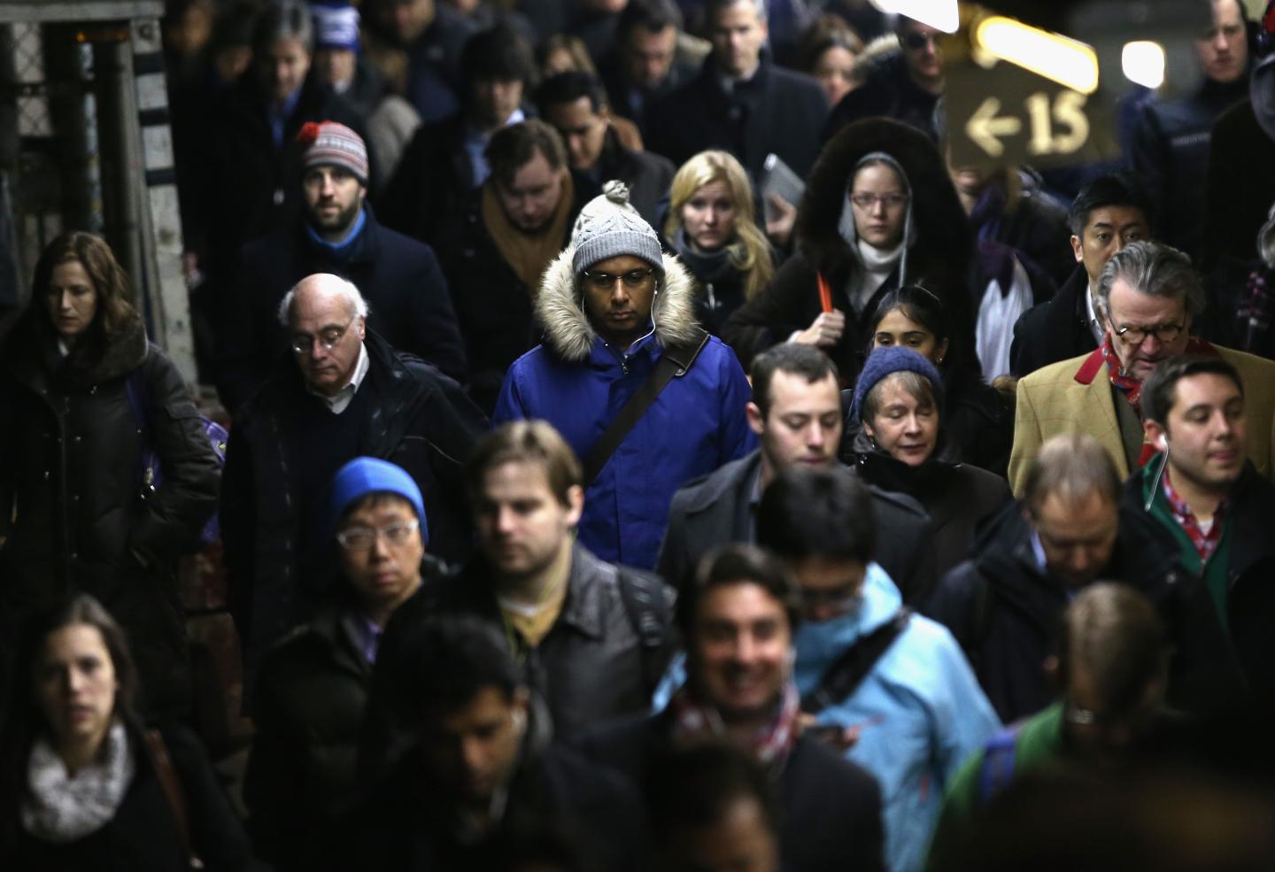 Frigid Temperatures And Snow Hamper NYC Morning Commute