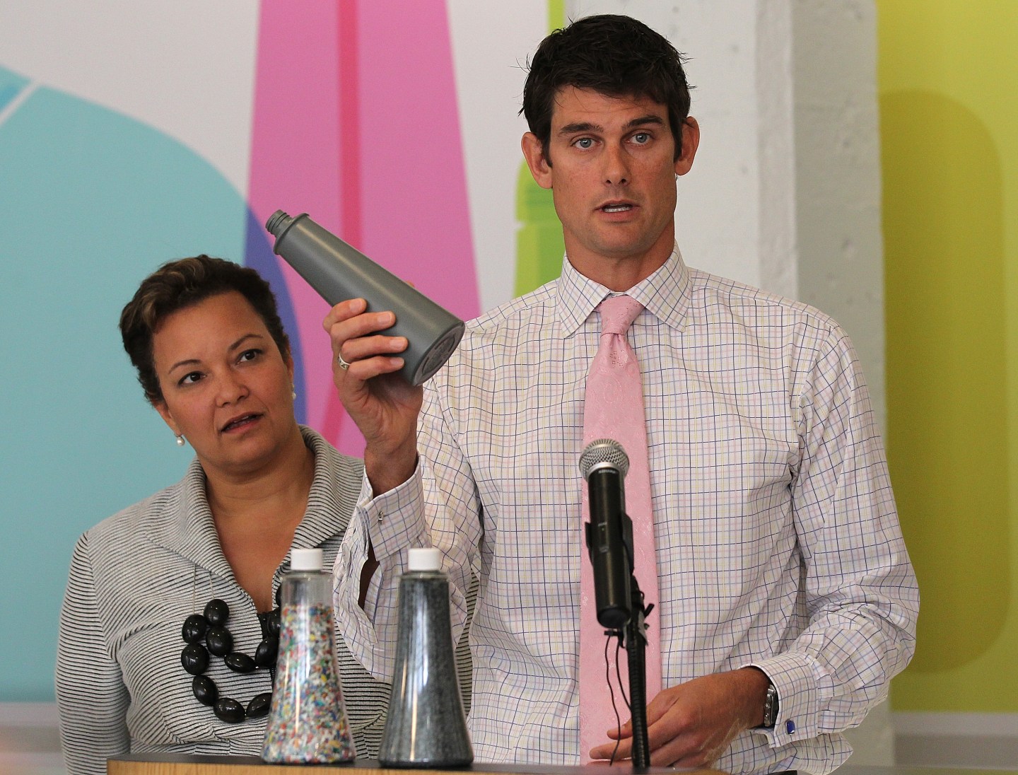 EPA Head Lisa Jackson Tours Method Home Care Company